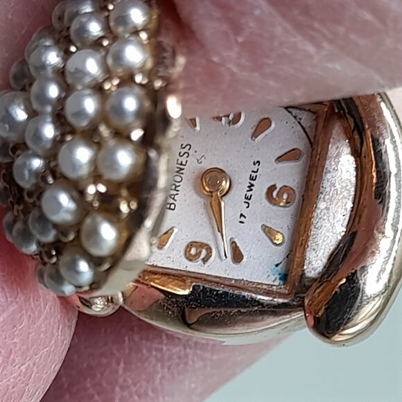 Vintage Analog Watch Ring, US Size 7.25 Adjustable, Baroness 17 Jewels - Picture 6 of 12